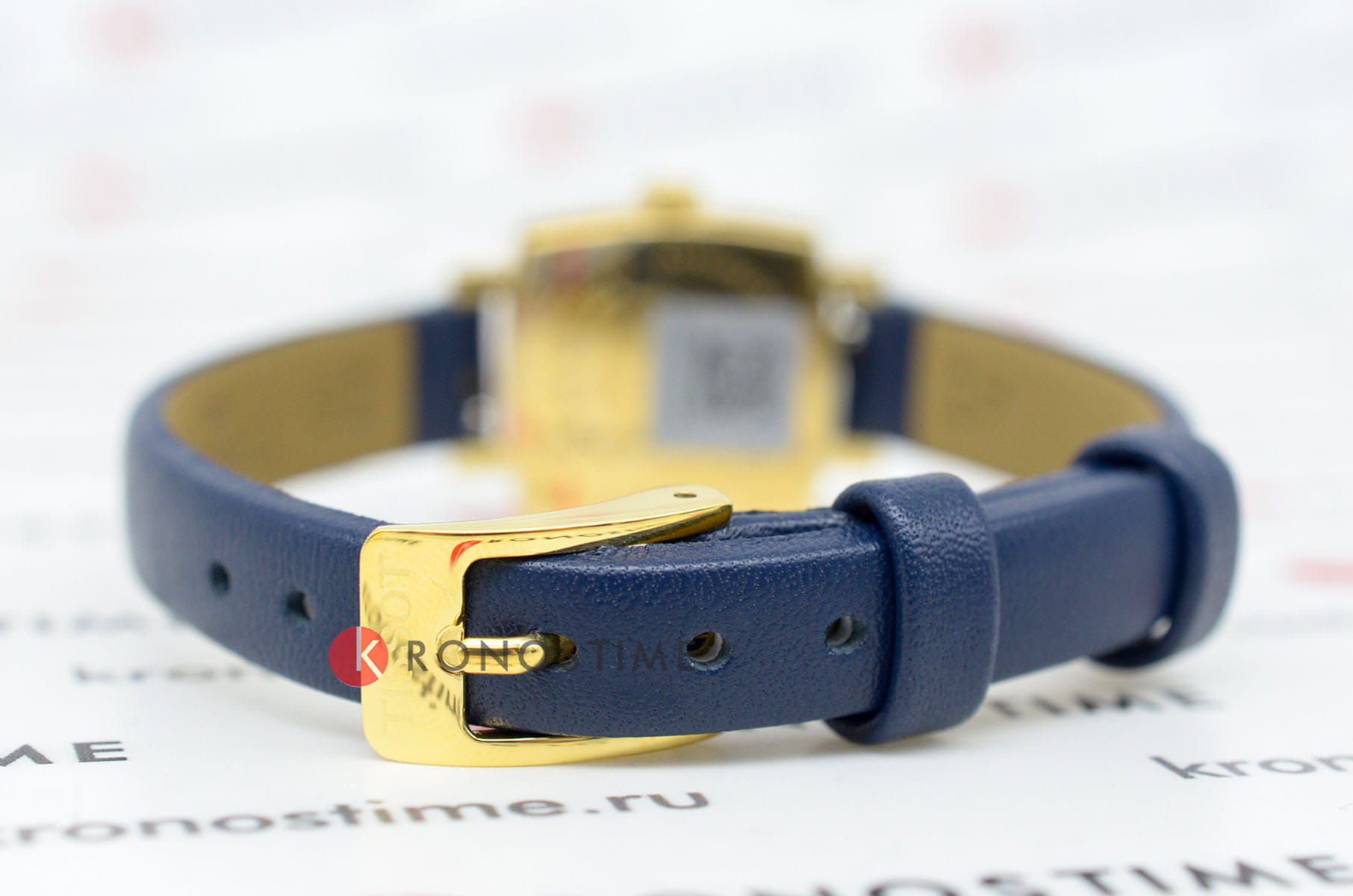 Tissot Tissot Lovely Square T058.109.36.031.03 кварцевые женские часы часы крупный план серебристый циферблата