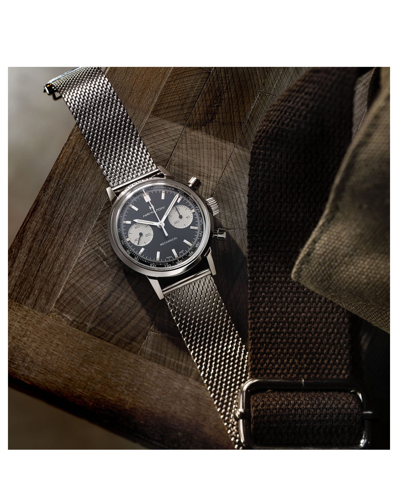 Hamilton Hamilton American Classic Intra-Matic Chronograph H H38429130 механические мужские часы часы крупный план черный циферблата