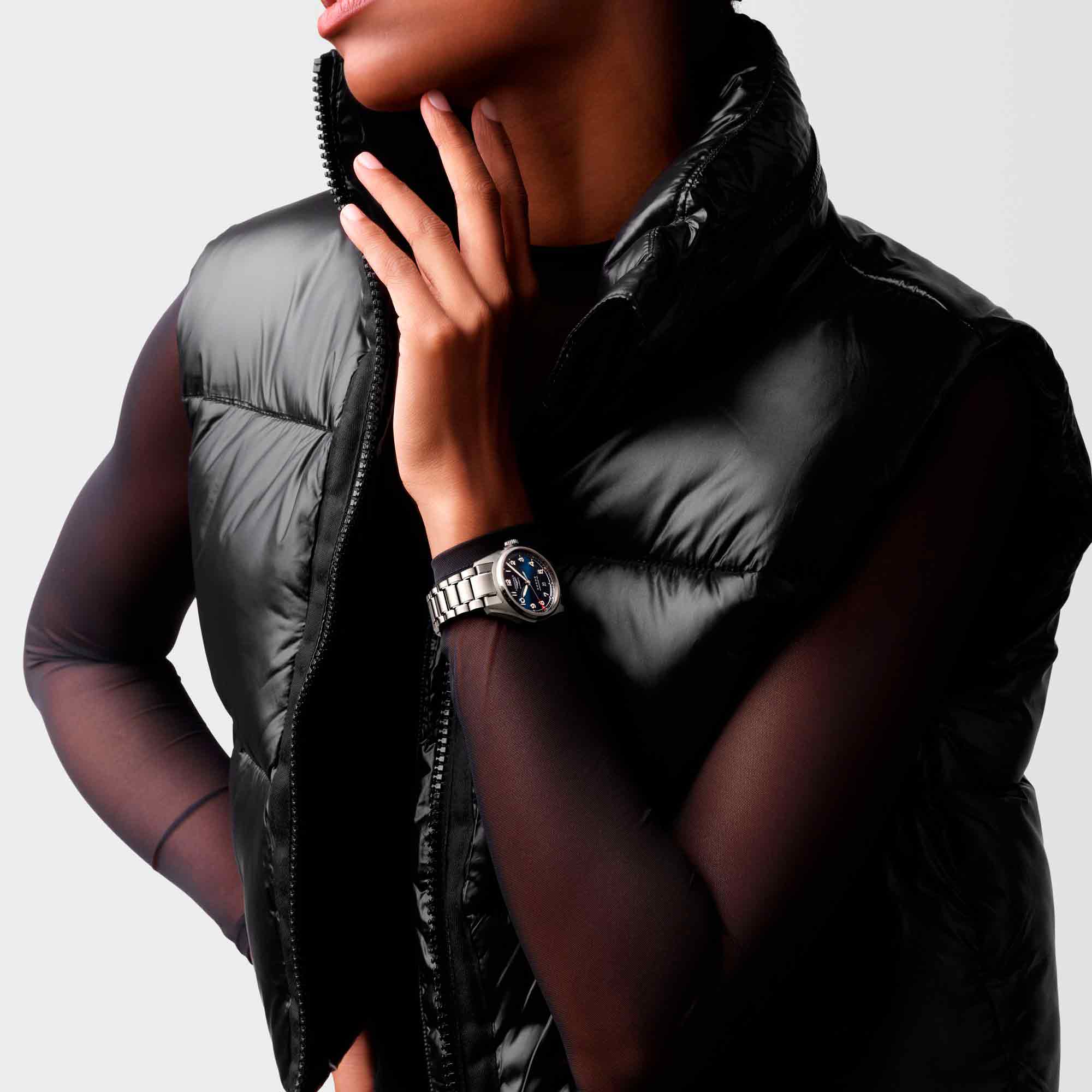 Оригинальные часы Longines Longines Spirit L3.410.4.93.6 механические калибр механизма l888.4 общий вид