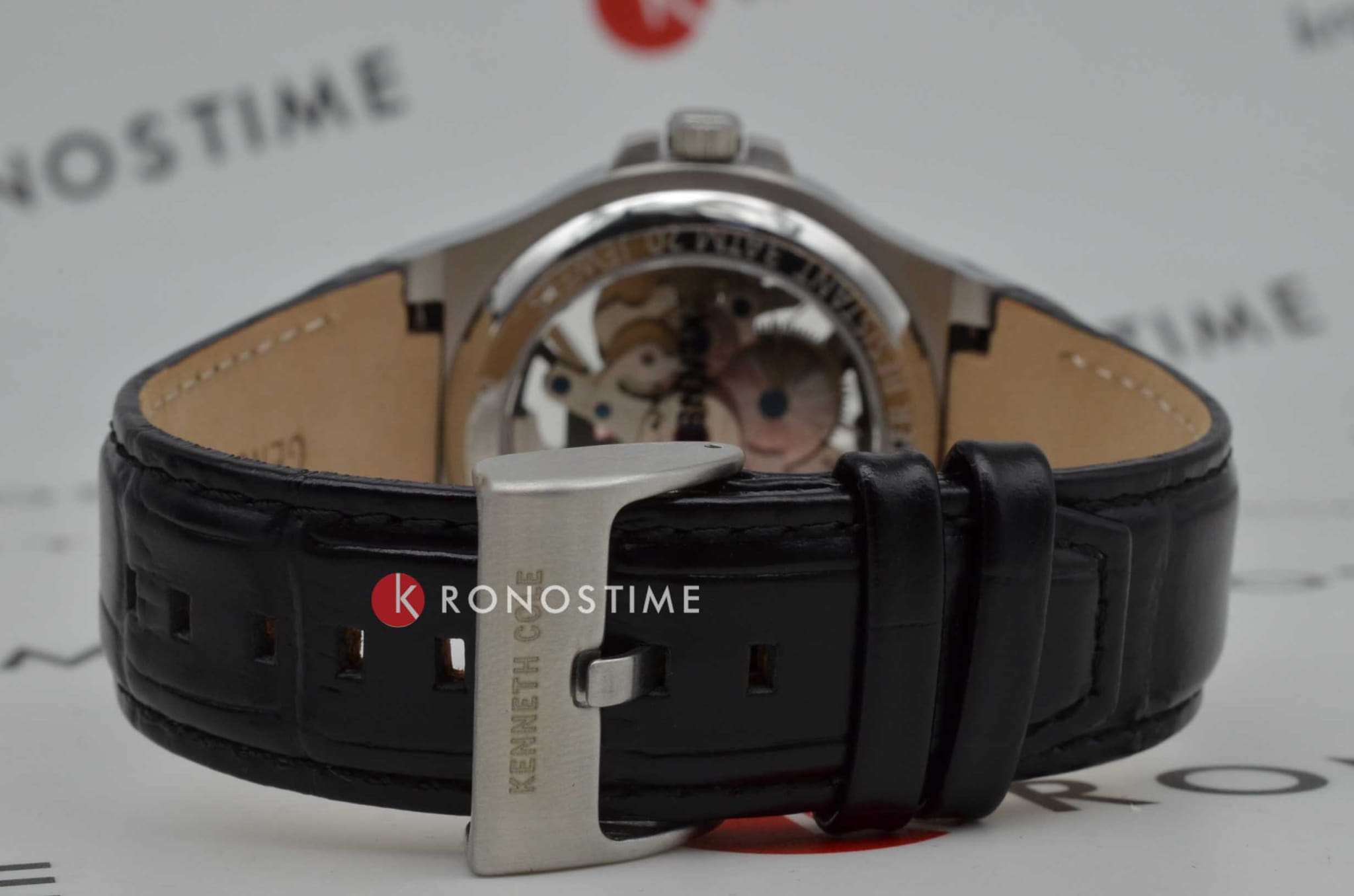 Kenneth Cole Kenneth Cole Automatic KCWGE0033505 механические мужские часы часы крупный план черный циферблата