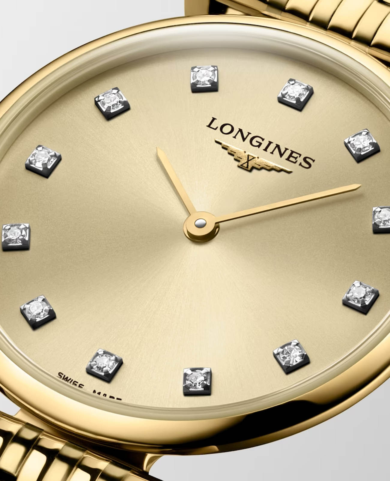 Longines Longines La Grande Classique L4.209.2.37.8 кварцевые женские часы часы крупный план золотой циферблата