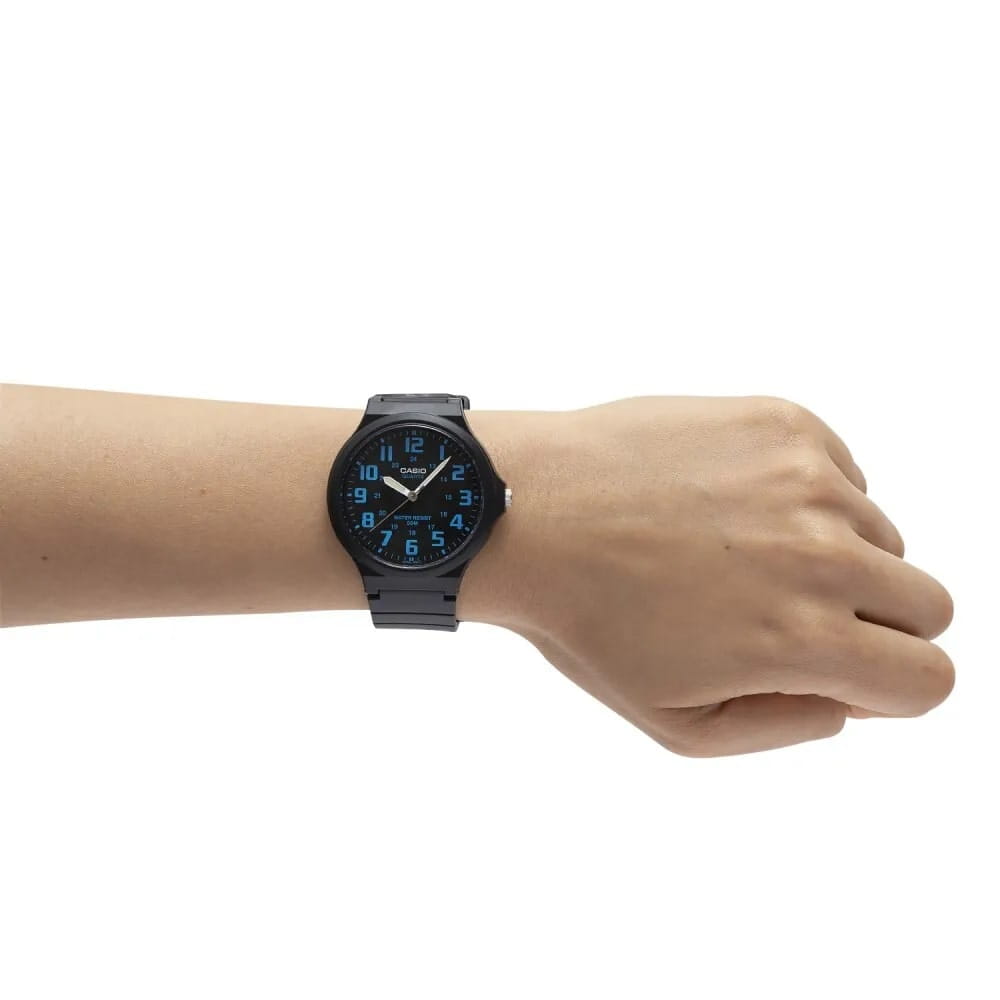 Casio Casio Collection MW-240-2BVDF (MW-240-2B), mtp япония мужские часы на браслете пластик боковой вид