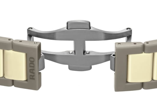 Rado Rado Тrue Square Thinline x Les Couleur Le Corbusier R27046172, true square швейцария мужские часы на браслете высокотехнологичная керамика + титан боковой вид