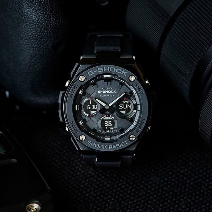 Оригинальные часы Casio Casio G-Shock GST-W100G-1B электронные калибр механизма  общий вид
