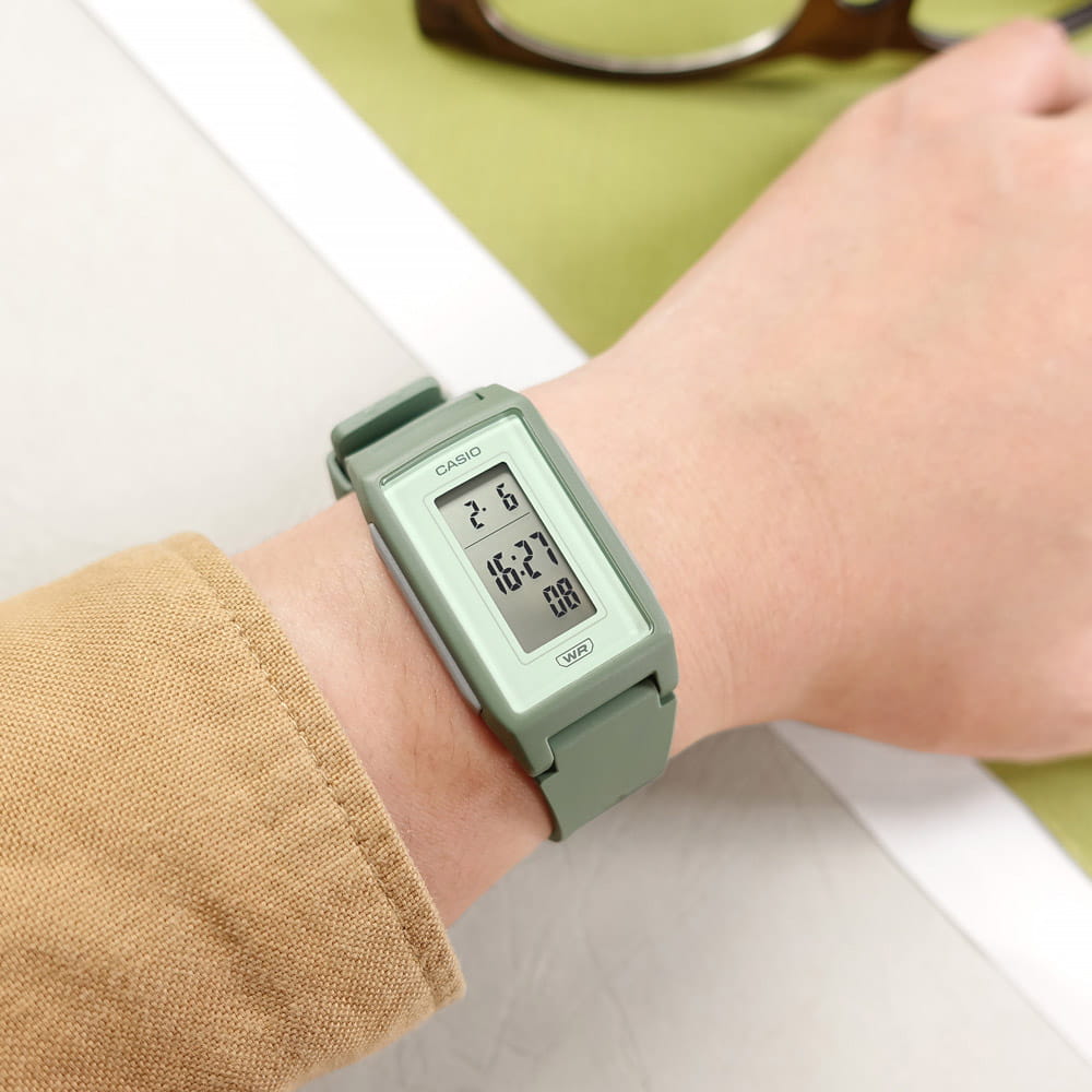 Casio Casio Collection LF-10WH-3 , наручные женские часы фото под углом