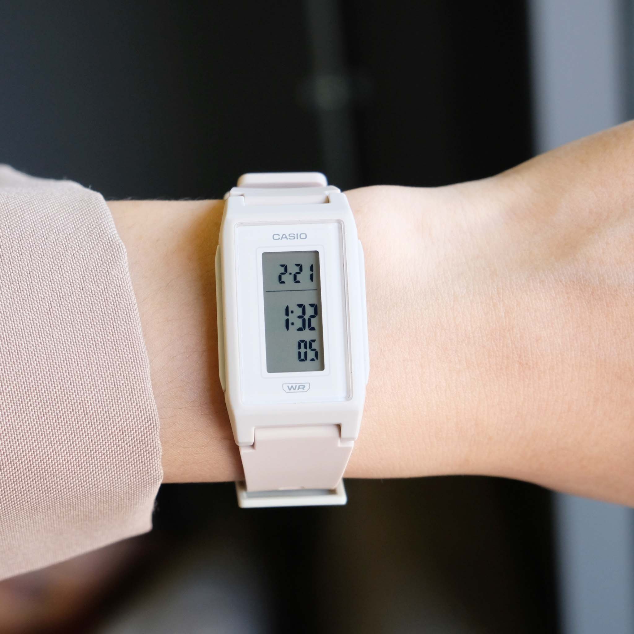 Оригинальные часы Casio Casio Collection LF-10WH-4 кварцевые калибр механизма  общий вид