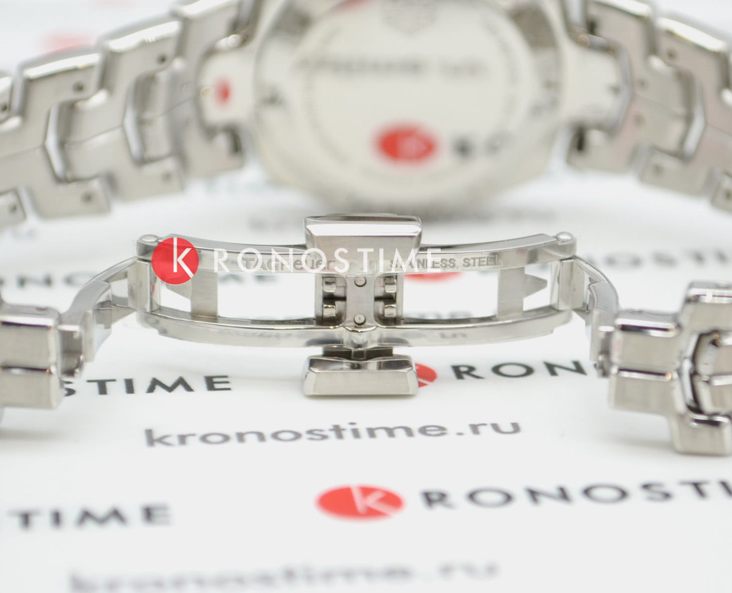 TAG Heuer TAG Heuer Link WBC1311.BA0600  — детали корпуса и нержавеющая сталь