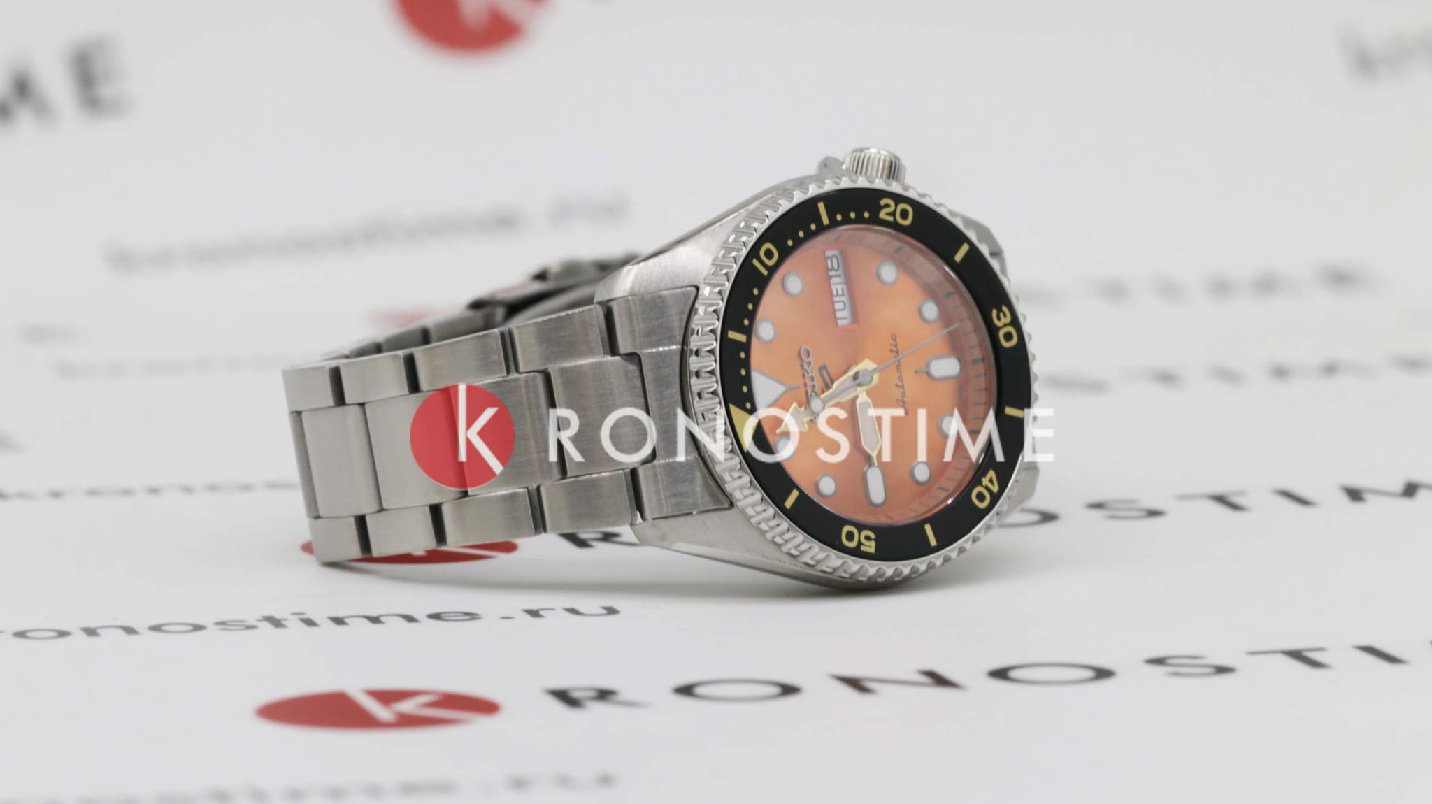 Seiko Seiko 5 Sports SRPK35K1, 5 sports япония мужские часы на браслете нержавеющая сталь боковой вид
