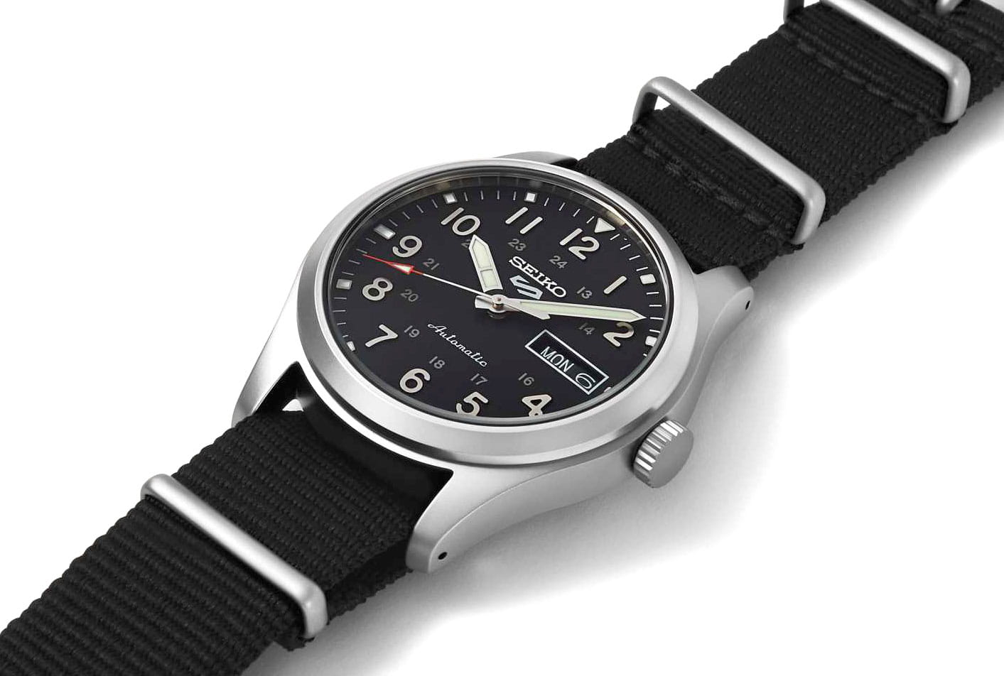 Seiko Seiko 5 Sports Field series SRPG37K1S, 5 sports япония мужские часы на браслете нейлон боковой вид