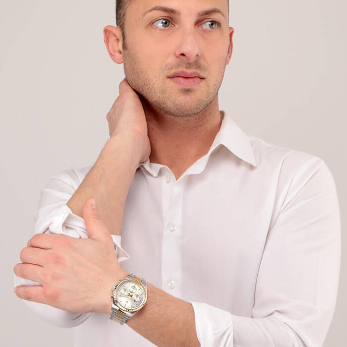 Maserati Maserati COMPETIZIONE R8853100021 кварцевые мужские часы часы крупный план серебристый циферблата