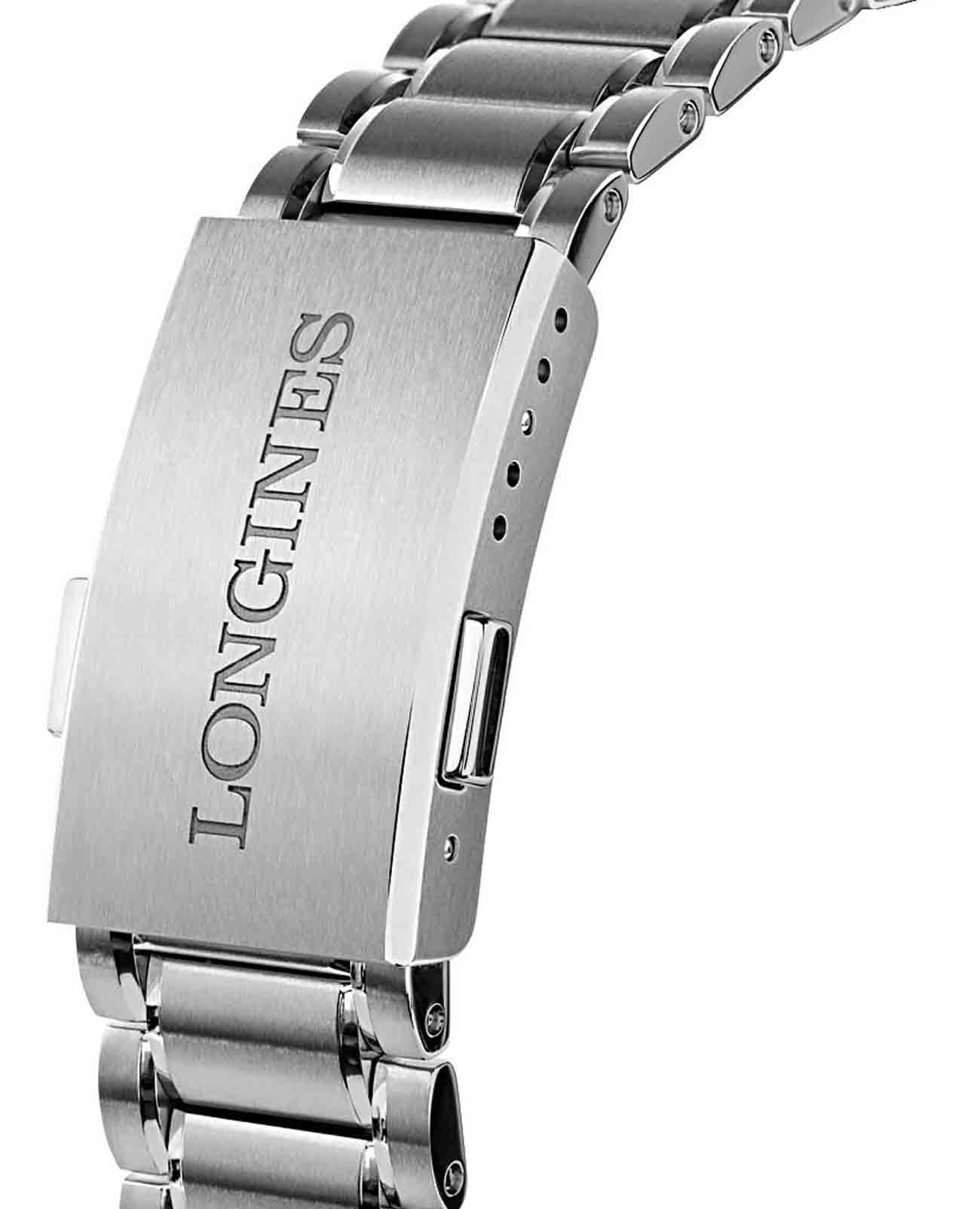 Longines L34104936 мужские часы застежка крупным планом