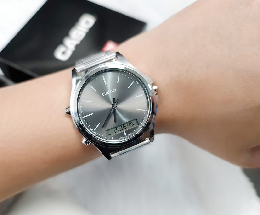 Casio Casio Collection MTP-VC01D-8E , наручные мужские часы фото под углом
