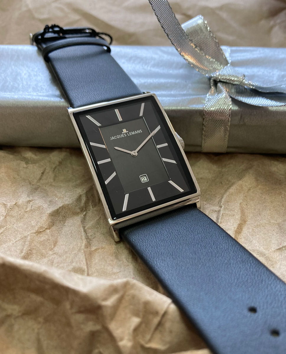 Jacques Lemans Jacques Lemans York  1-1602A,  австрия мужские часы на браслете кожаный боковой вид