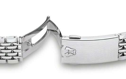 Rado Rado HyperChrome Classic Diamonds R33099918 кварцевые женские часы часы крупный план перламутровый циферблата