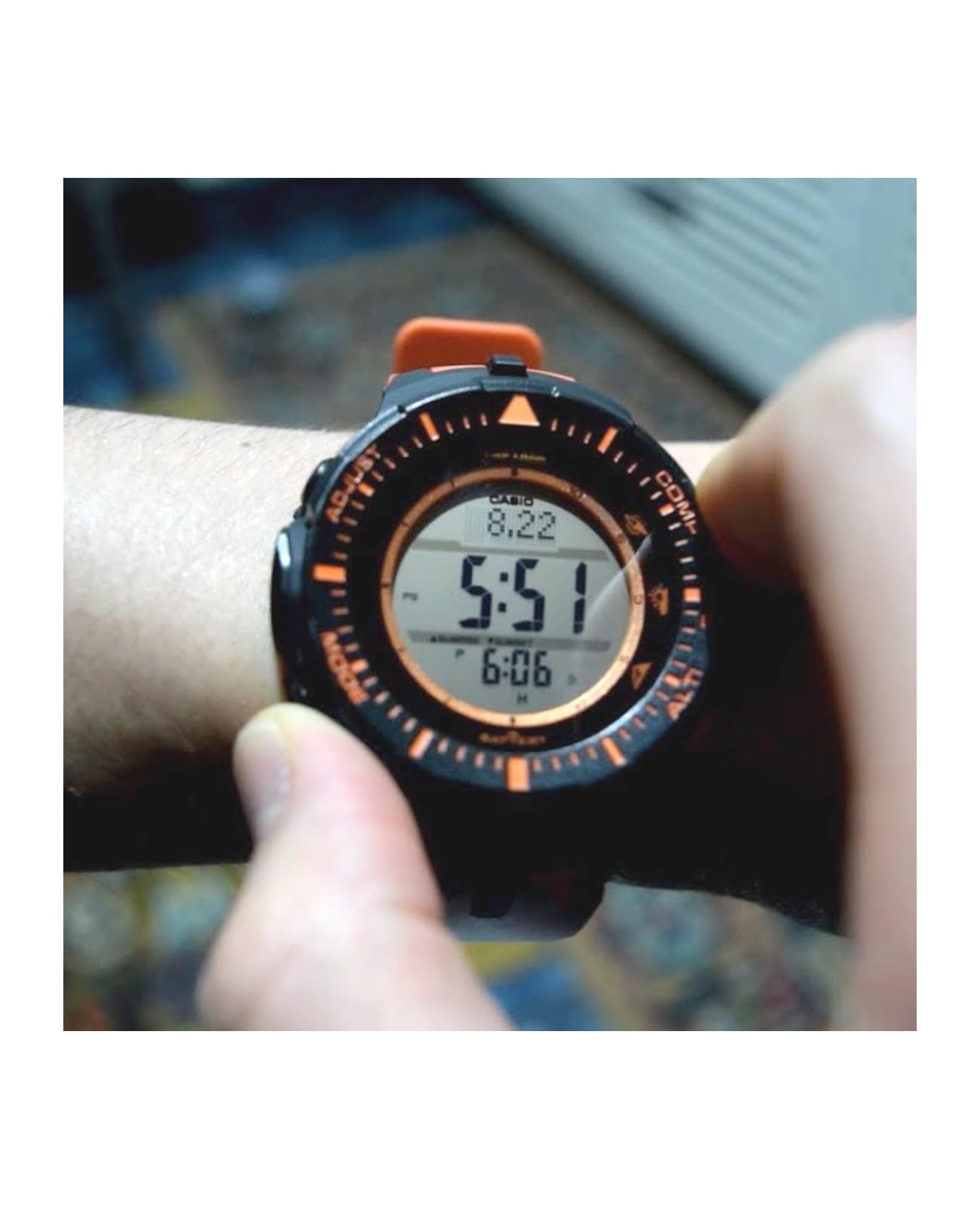 Casio Casio Pro Trek PRG-300CM-4DR PRG, наручные мужские часы фото под углом