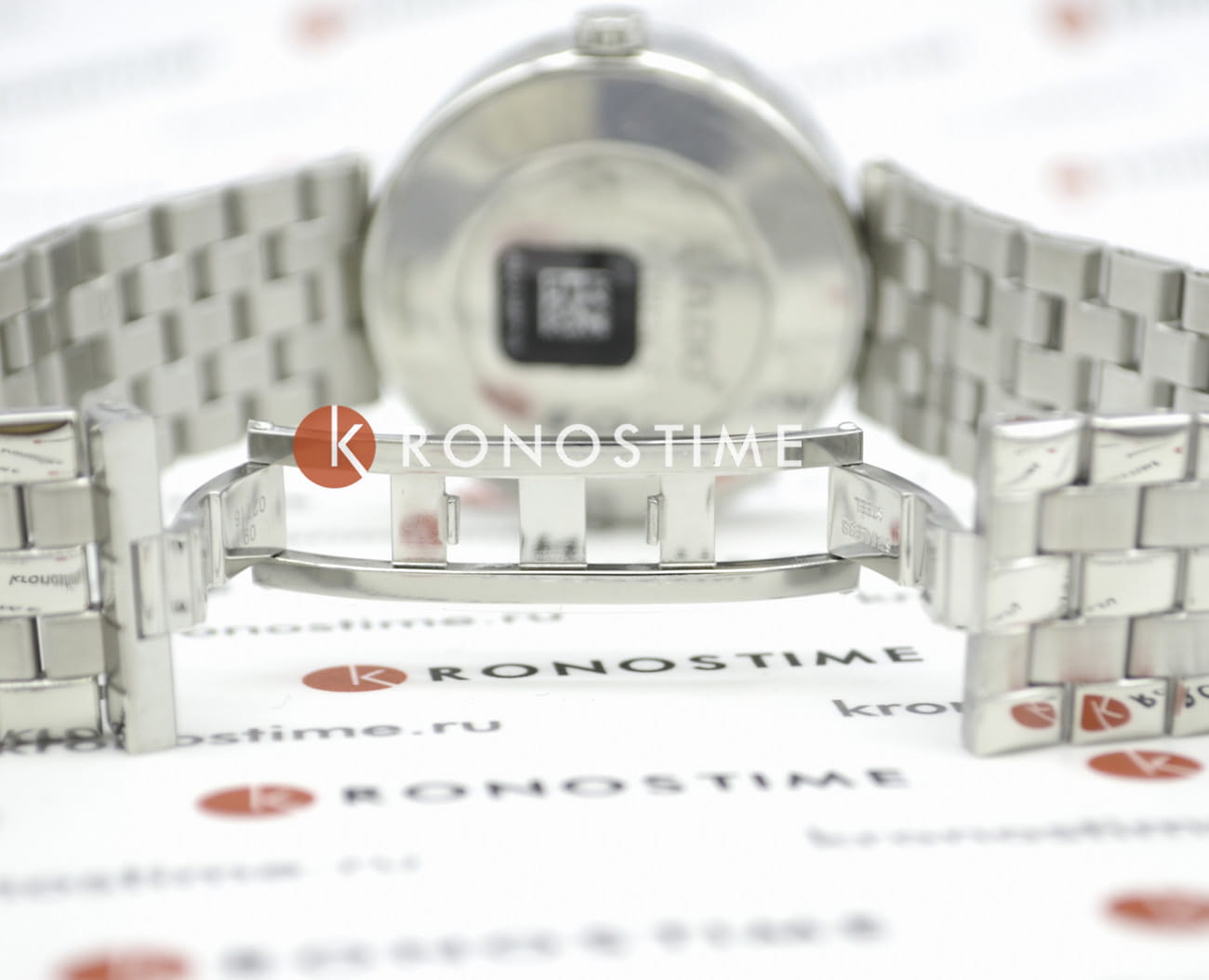 Rado R48901203 мужские часы застежка крупным планом