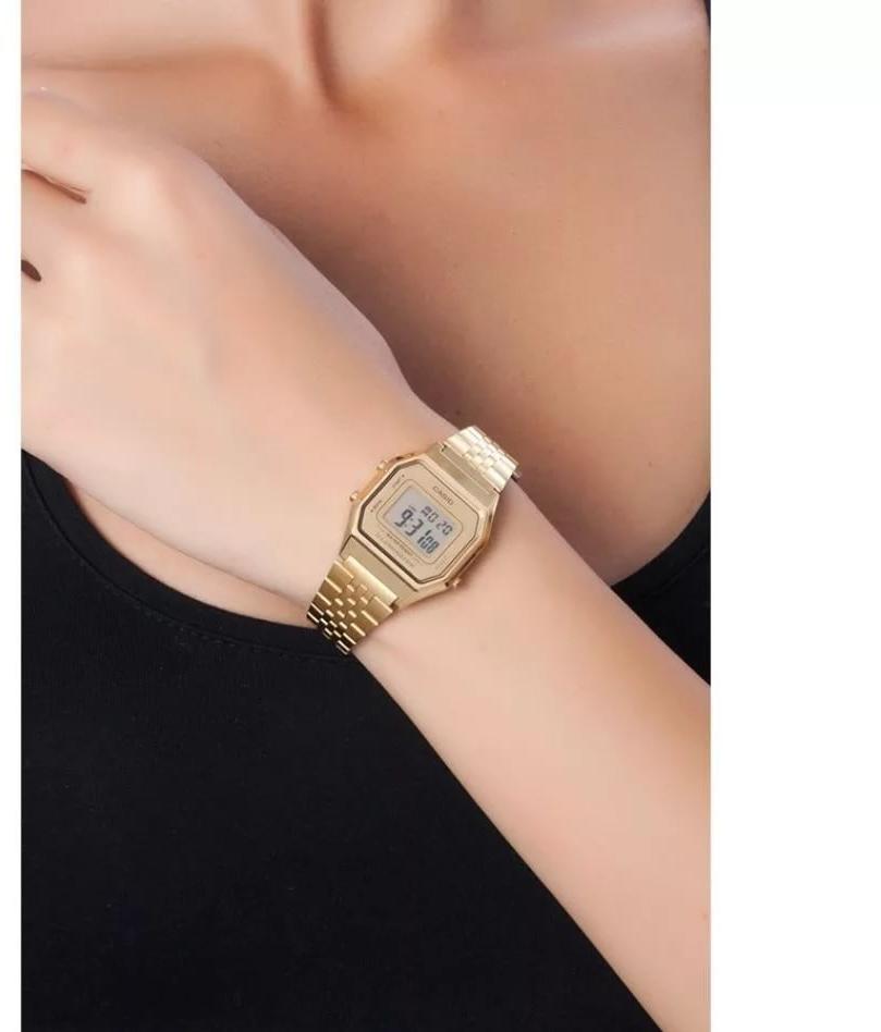 Casio Casio Vintage LA680WGA-9D  , наручные женские часы фото под углом