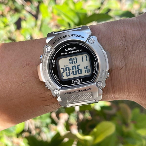 Casio Casio Collection W-219HD-1AVDF (W-219HD-1A) , наручные мужские часы фото под углом