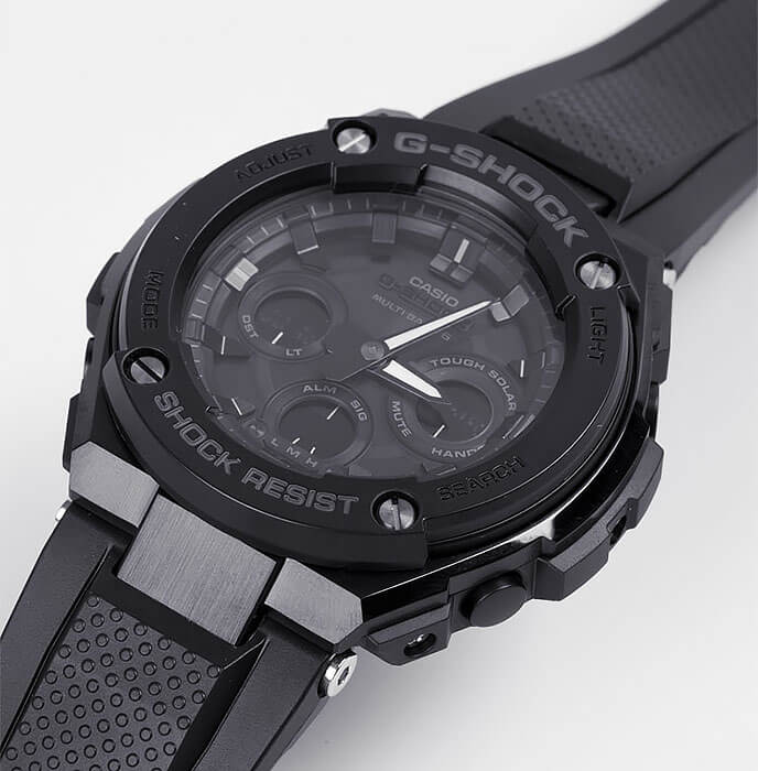 Casio Casio G-Shock GST-W300G-1A1 GST G-Steel, наручные мужские часы фото под углом