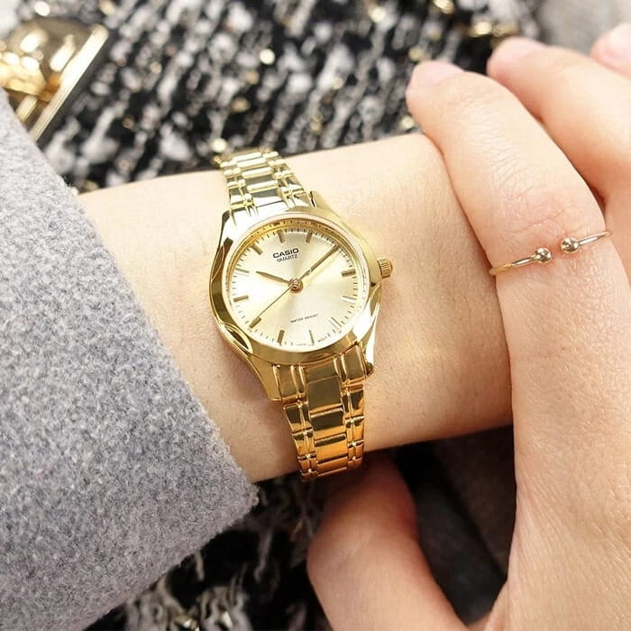 Casio Casio Collection LTP-1275G-9A , наручные женские часы фото под углом