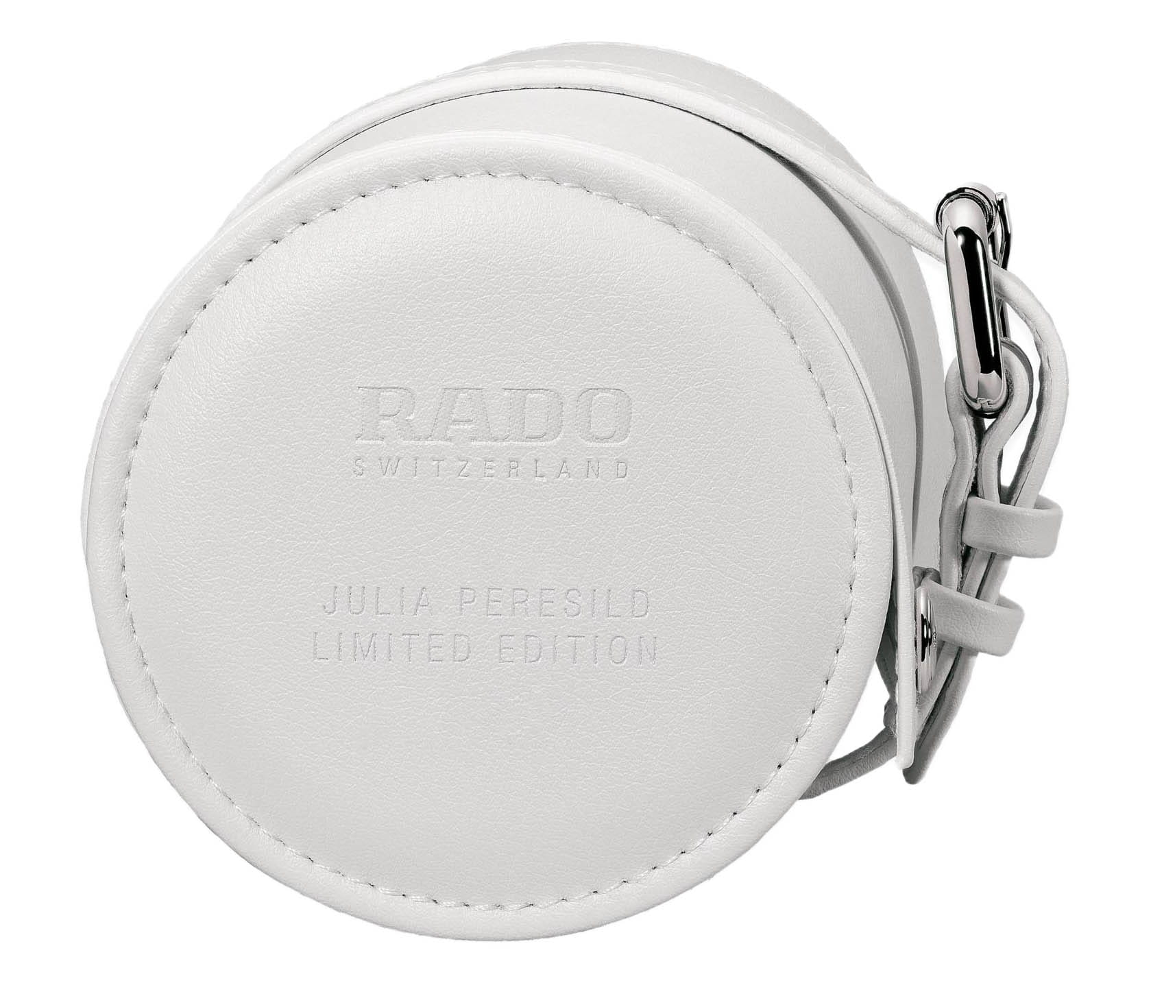 Rado Rado Captain Cook x Julia Peresild R32500718 швейцария наручные женские часы заводная головка с логотипом Rado