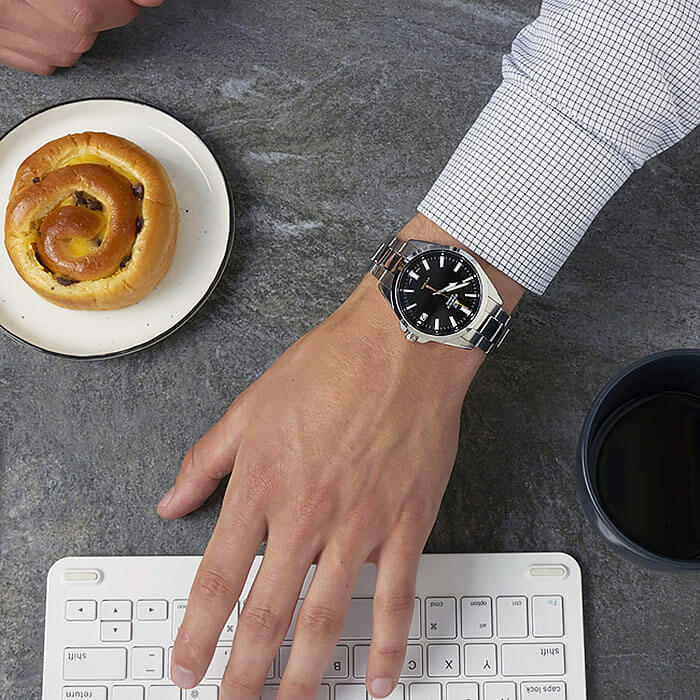 Casio Casio Edifice EFV-100D-1AVUDF (EFV-100D-1A), edifice япония мужские часы на браслете нержавеющая сталь боковой вид