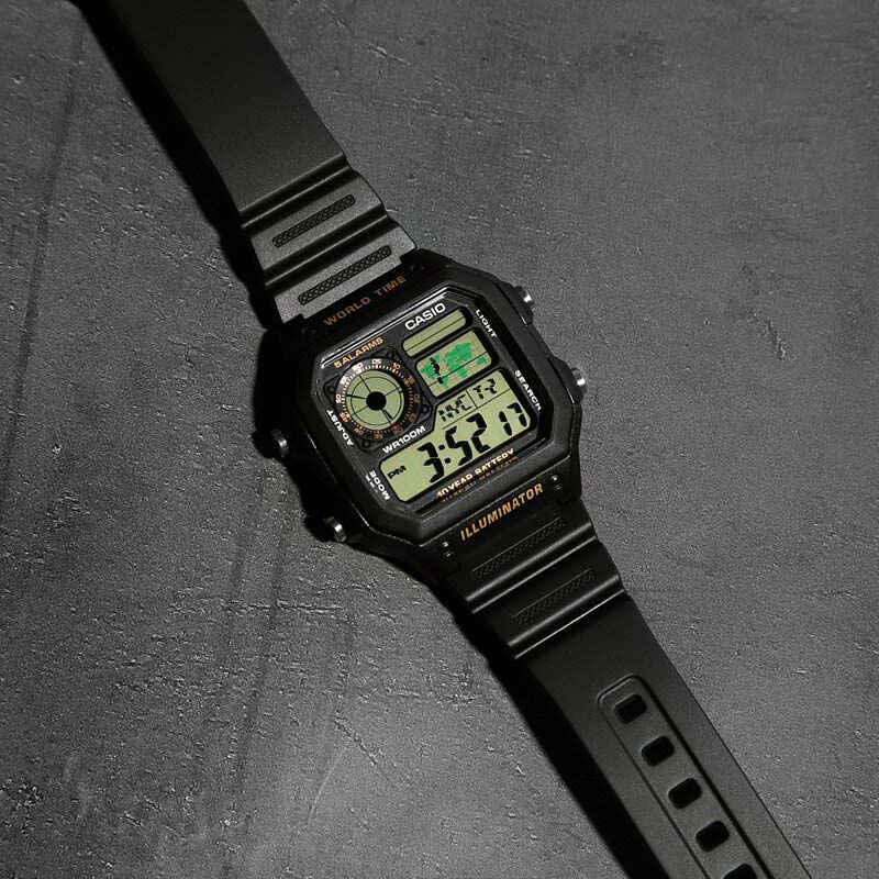 Casio Casio Collection AE-1200WH-1BVDF (AE-1200WH-1B) , наручные мужские часы фото под углом