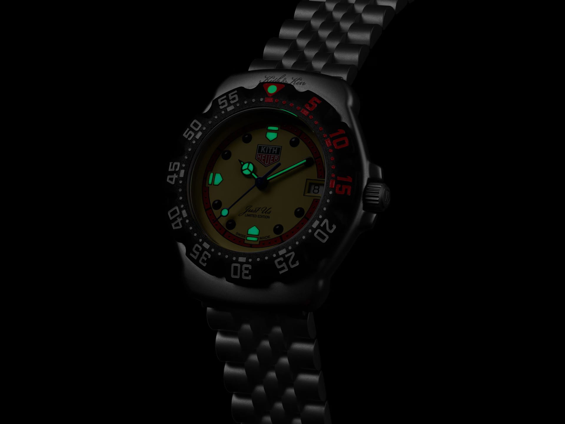 TAG Heuer TAG Heuer Formula 1 I Kith WA121F.BA0023 мужские часы бежевый циферблат на запястье