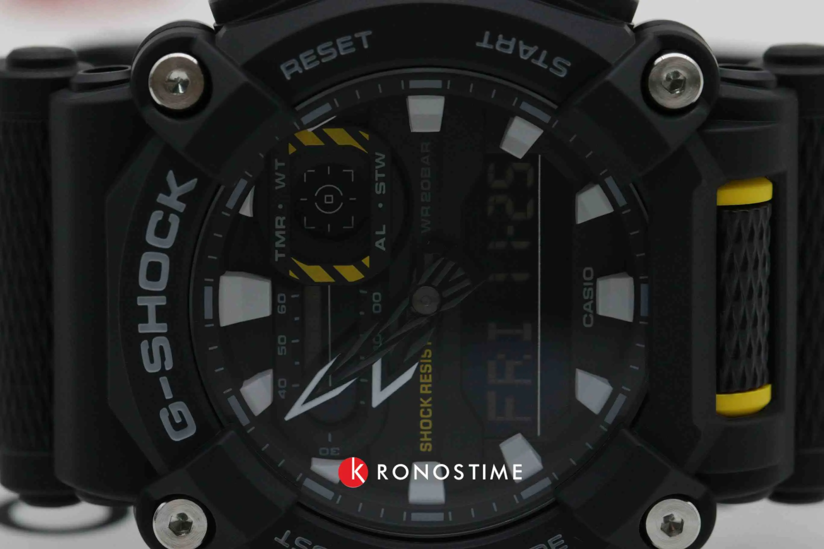 Часы Casio G-Shock GA-900-1A купить в Хабаровске по цене 18967 RUB:  описание, характеристики