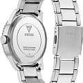 Guess GW0889G1